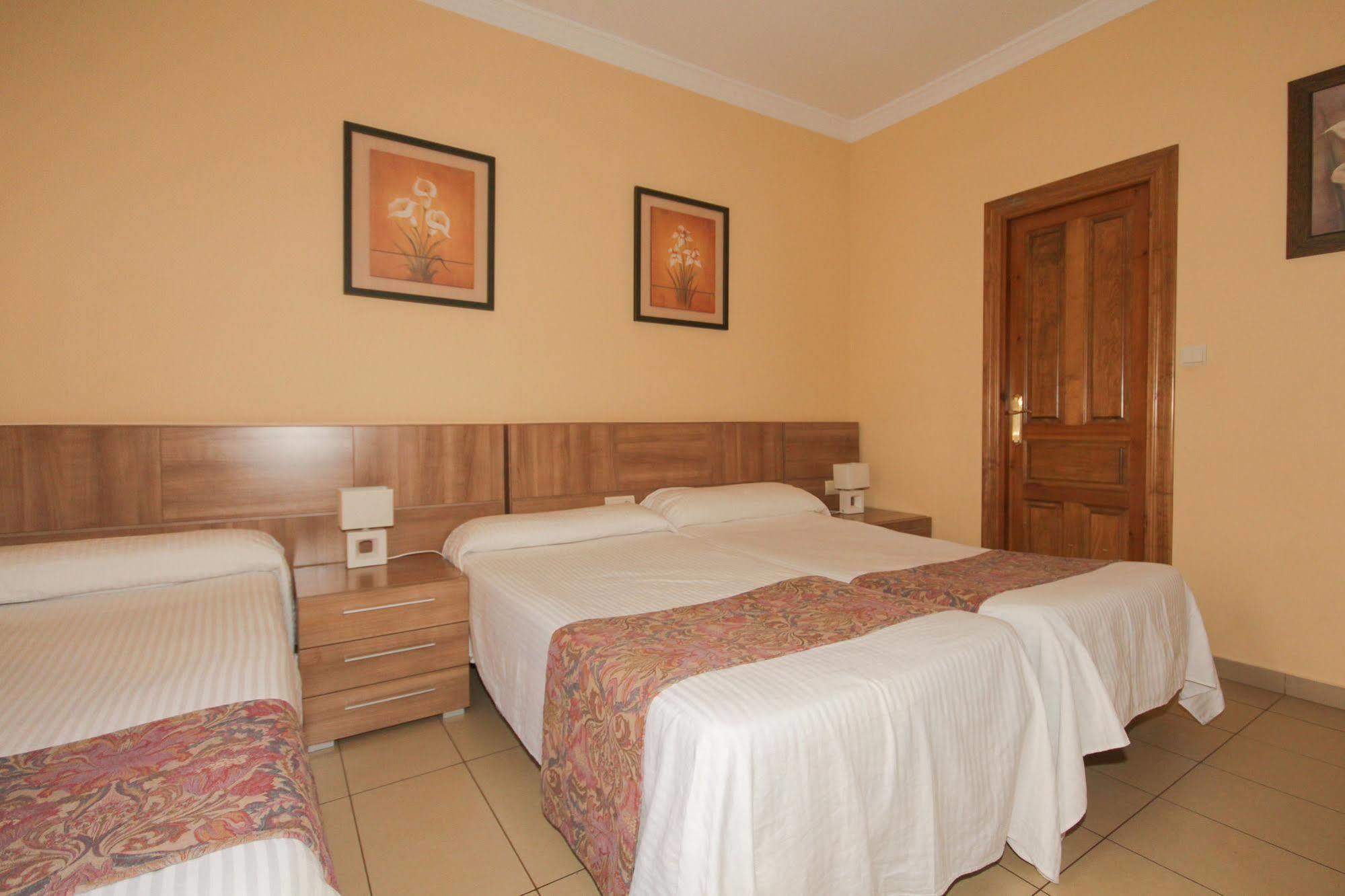 Hostal Costa Azul Granada Bagian luar foto